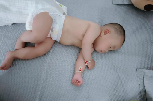 鹰潭没满月的宝宝